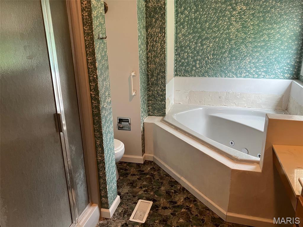 14898 Old Trenton Road Trenton, IL 62293 - Photo 22 of 30
