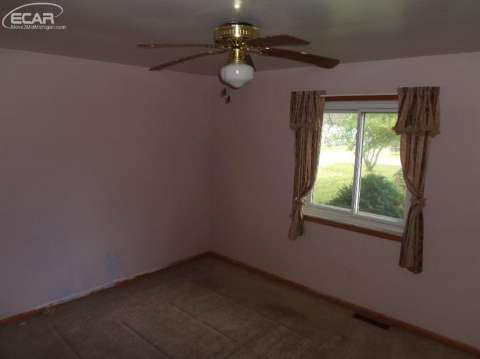15151 Ripple Drive Linden, MI 48451 - Photo 8 of 10 20424228-7.JPG