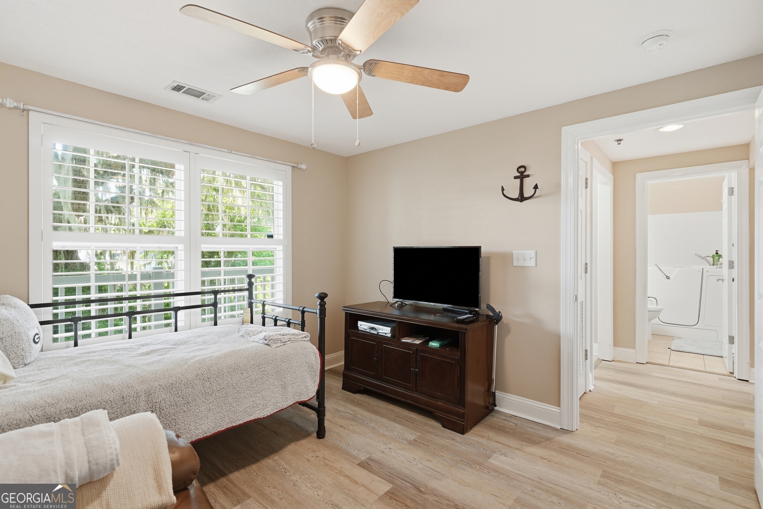 91 Screven Street, Unit B204 Darien, GA 31305 - Photo 17 of 48