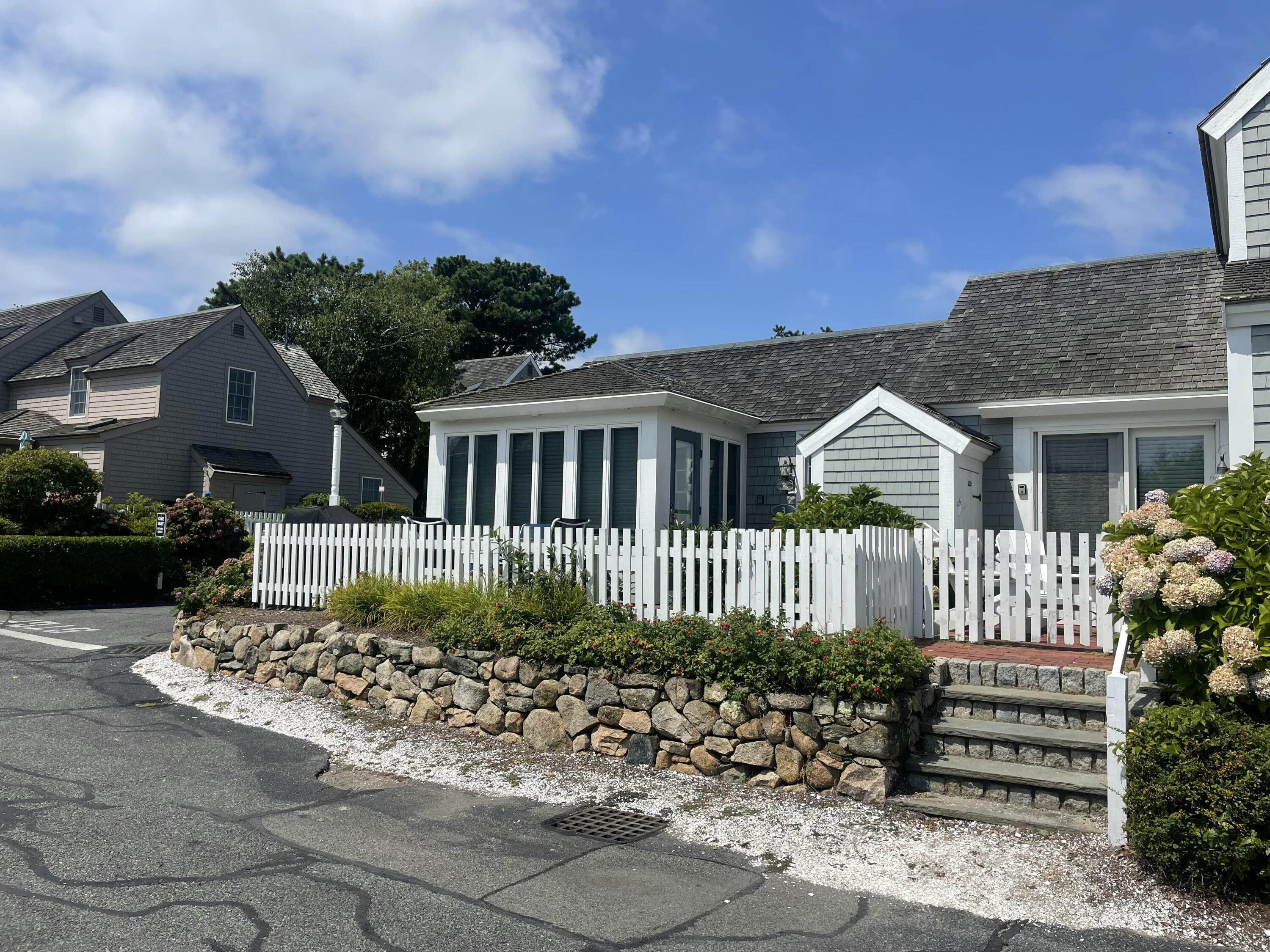 3 Hyannis Point Road Mashpee, MA 02649 - Photo 3 of 25 IMG_6144