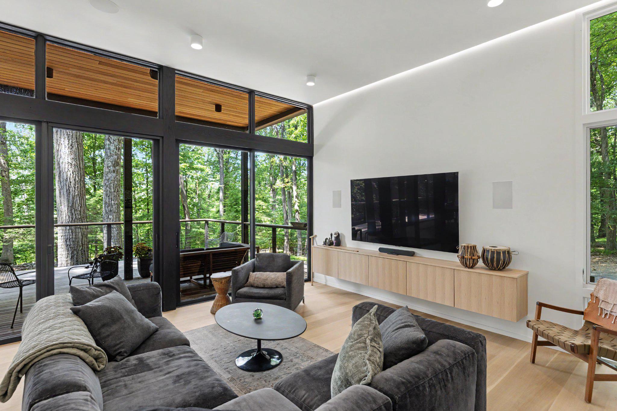 74 Brookville Hollow Road Stockton, NJ 08559 - Photo 41 of 54 Family room / media area