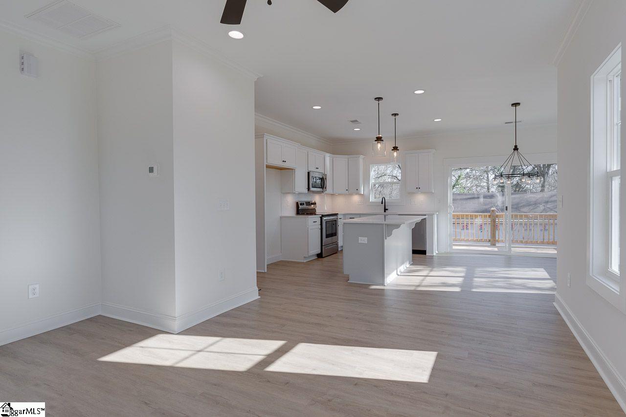 33 Hall Street Greenville, SC 29607 - Photo 3 of 20 Gallery Image 3