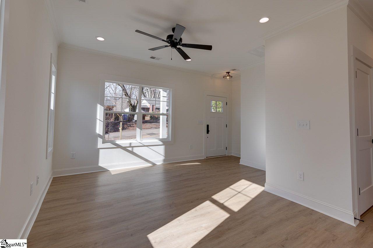 33 Hall Street Greenville, SC 29607 - Photo 5 of 20 Gallery Image 5