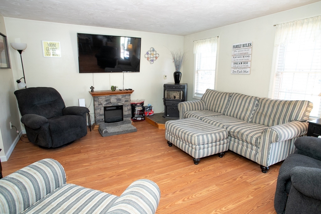 135 Bishop Road Fitchburg, MA 01420 - Photo 11 of 42 Gallery Image 11