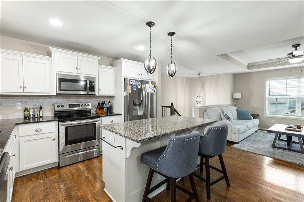 24969 West 148th Street Olathe, KS 66061 - Photo 12 of 46