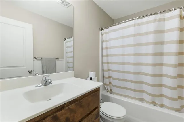 $405,000 | 24969 West 148th Street, Olathe, KS 66061