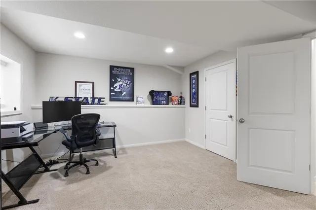 $405,000 | 24969 West 148th Street, Olathe, KS 66061