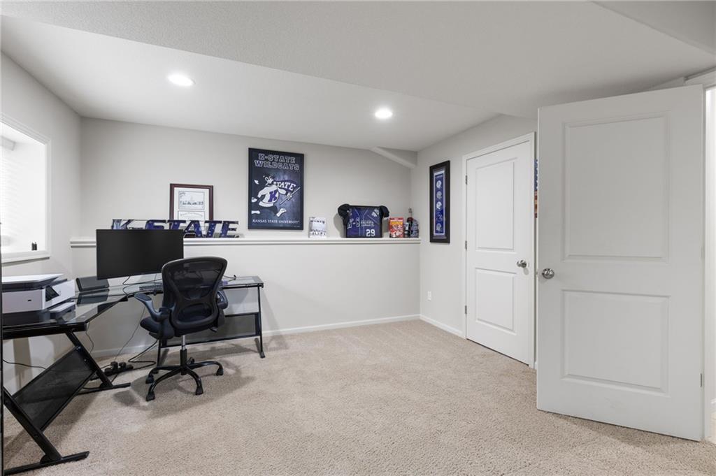 24969 West 148th Street Olathe, KS 66061 - Photo 29 of 46