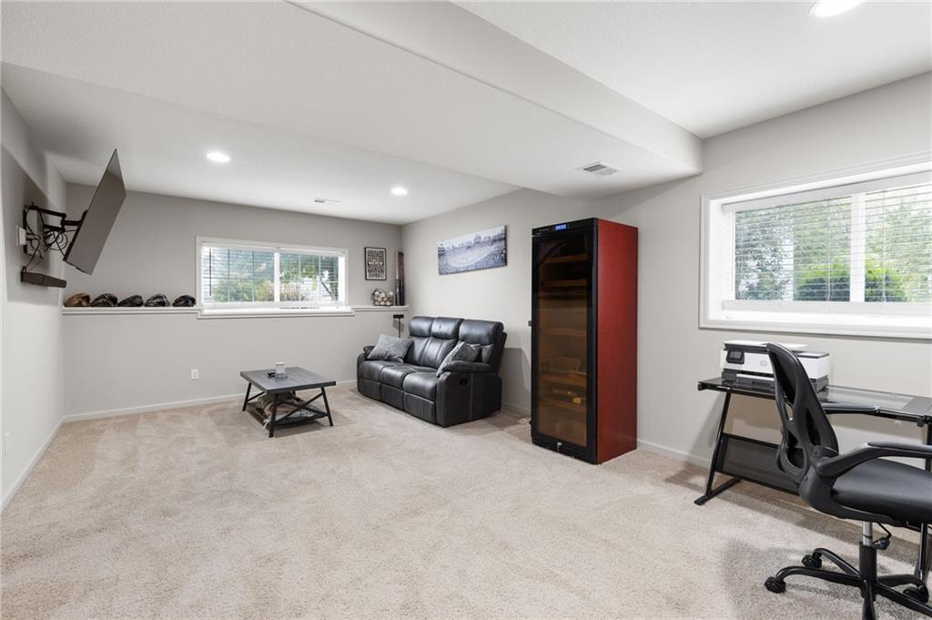 24969 West 148th Street Olathe, KS 66061 - Photo 31 of 46