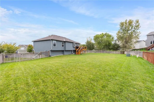 $405,000 | 24969 West 148th Street, Olathe, KS 66061