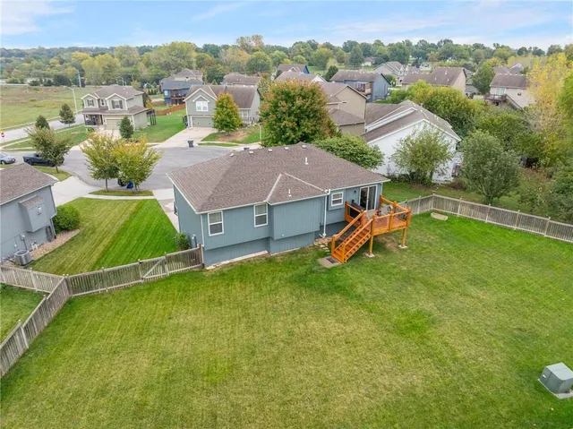 $405,000 | 24969 West 148th Street, Olathe, KS 66061