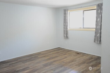 2210 Martin Road Mount Vernon, WA 98273 - Photo 31 of 38 Gallery Image 31