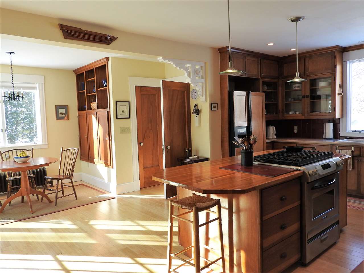 1 Kensington Road Concord, NH 03301 - Photo 3 of 35