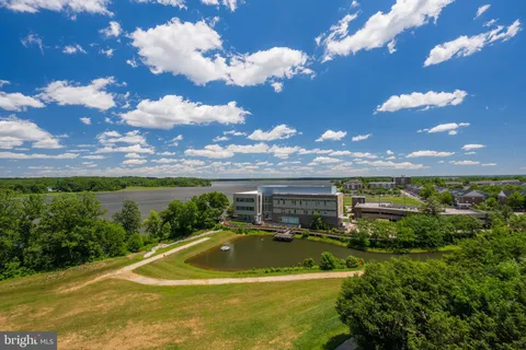 $400,000 | 810 Belmont Bay Drive, Unit 201, Woodbridge, VA 22191