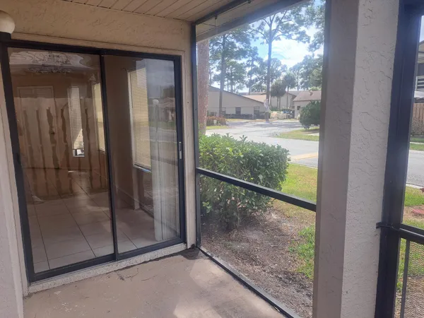 $1,550 | 2822 Stoneway Lane, Unit A, Fort Pierce, FL 34982