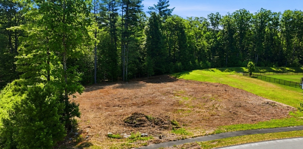 7 Quigley Road Southampton, MA 01073 - Photo 2 of 15