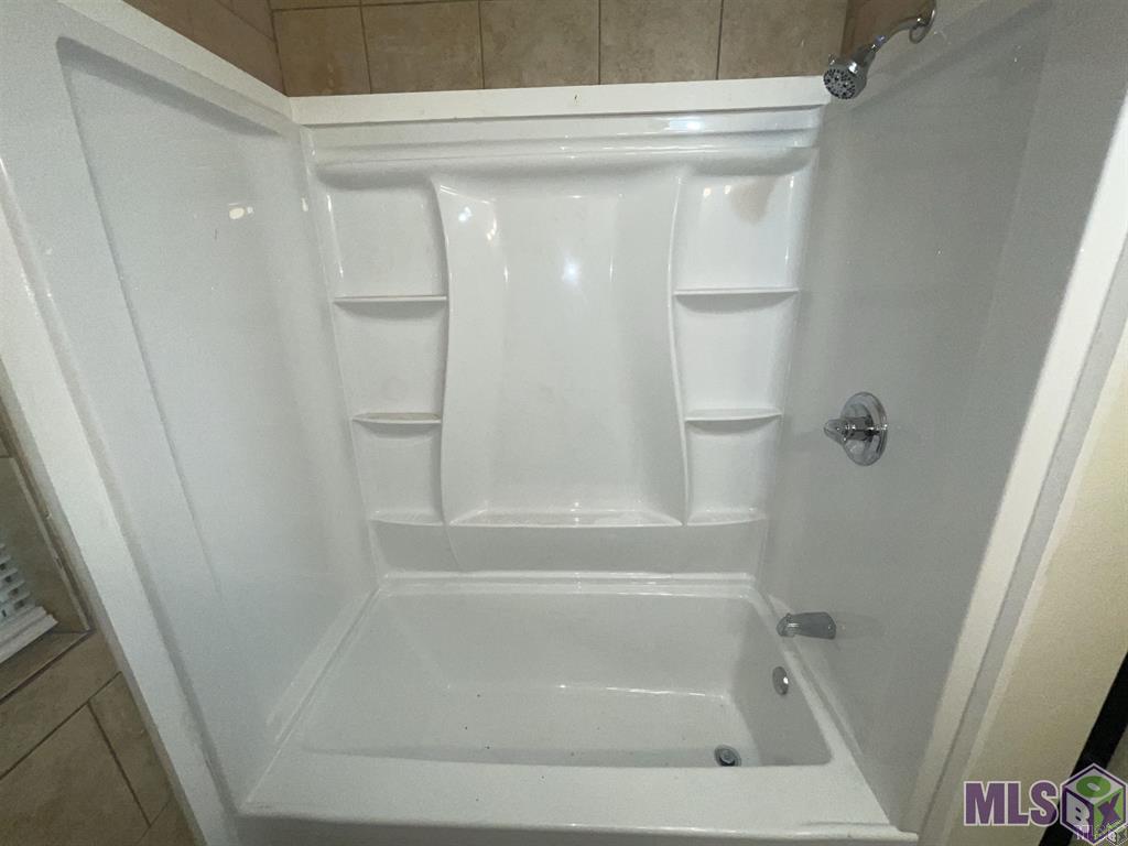 4721 Hollywood Street Baton Rouge, LA 70805 - Photo 7 of 12