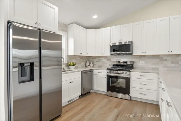 $410,000 | 517 Savannah Lane, Bolingbrook, IL 60440