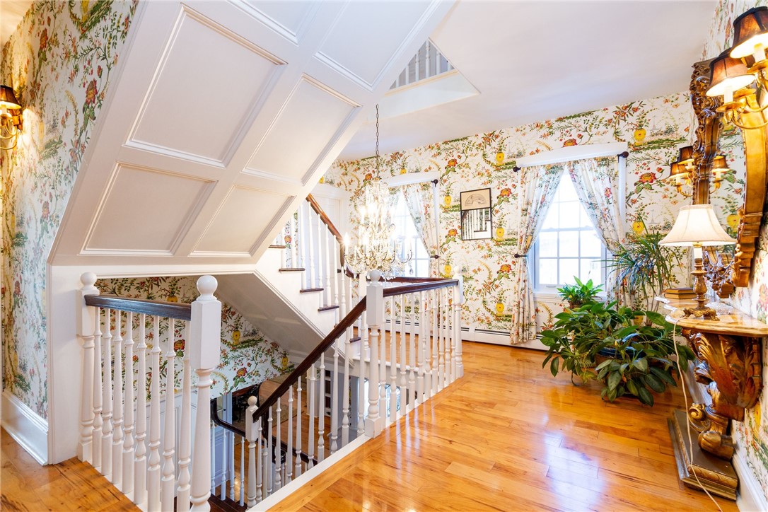 32 Broad Street Warren, RI 02885 - Photo 28 of 45 Second floor landing