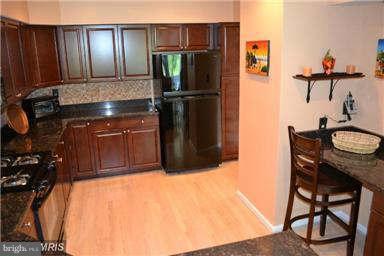 5888 Pimlico Road Baltimore, MD 21209 - Photo 4 of 10 Kitchen