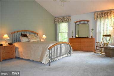 5888 Pimlico Road Baltimore, MD 21209 - Photo 8 of 10 Bedroom (Master)