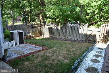 5888 Pimlico Road Baltimore, MD 21209 - Photo 10 of 10 FENCED YARD