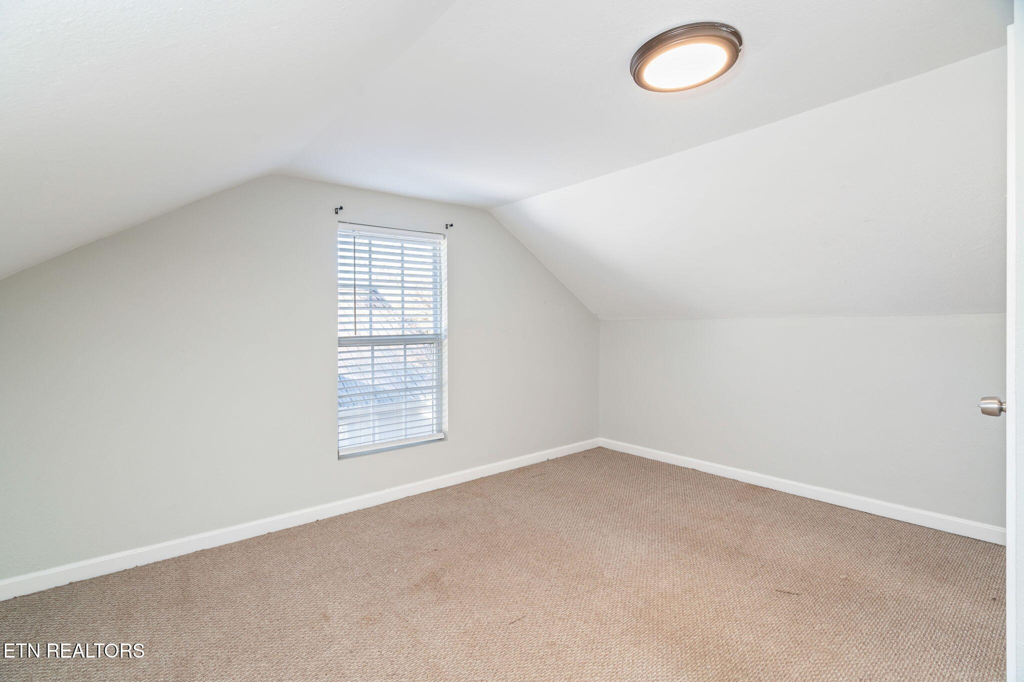 618 Steekee Road Loudon, TN 37774 - Photo 34 of 58 34-web-or-mls-618 Steekee Road-23