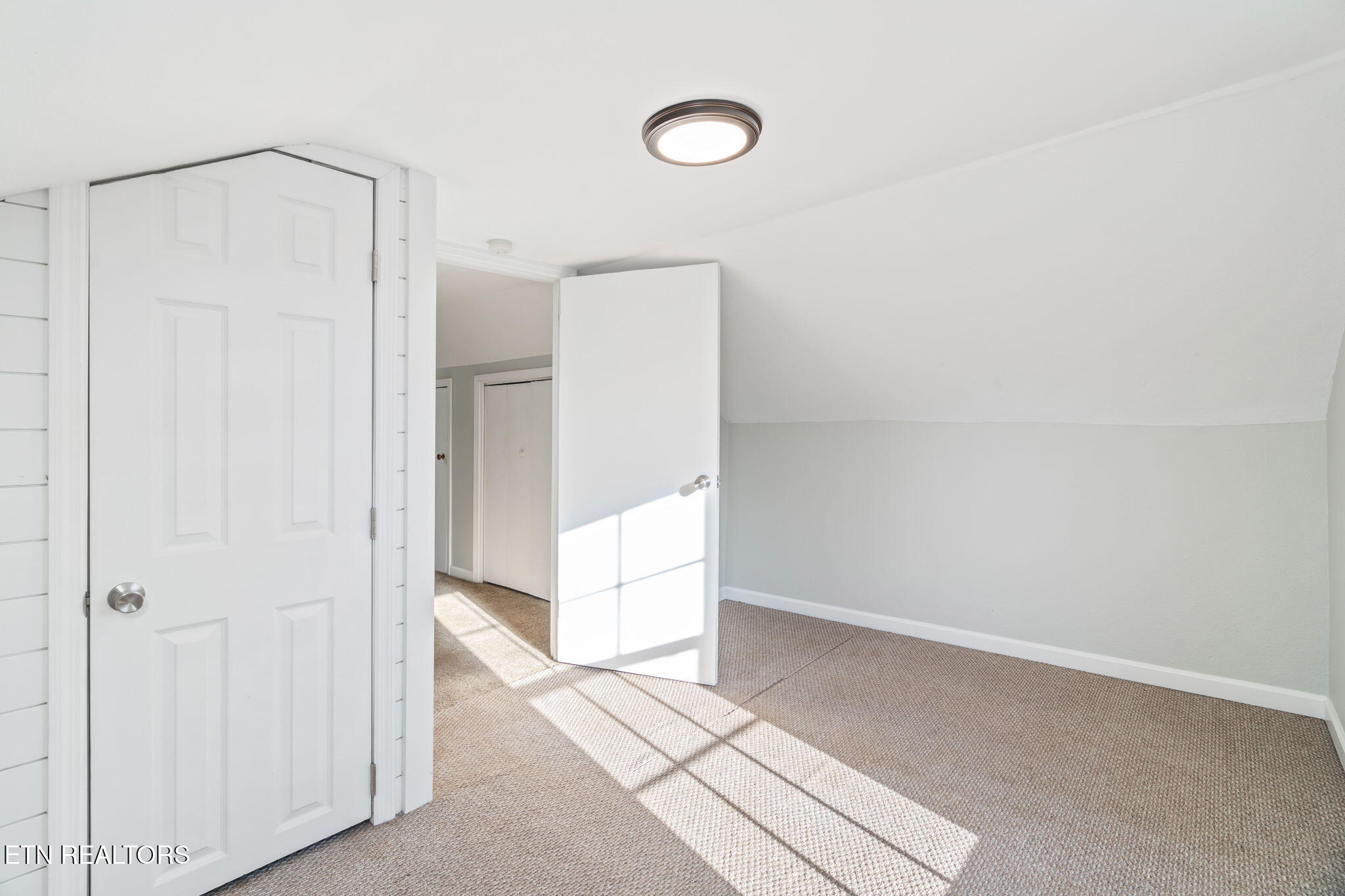 618 Steekee Road Loudon, TN 37774 - Photo 39 of 58 39-web-or-mls-618 Steekee Road-28