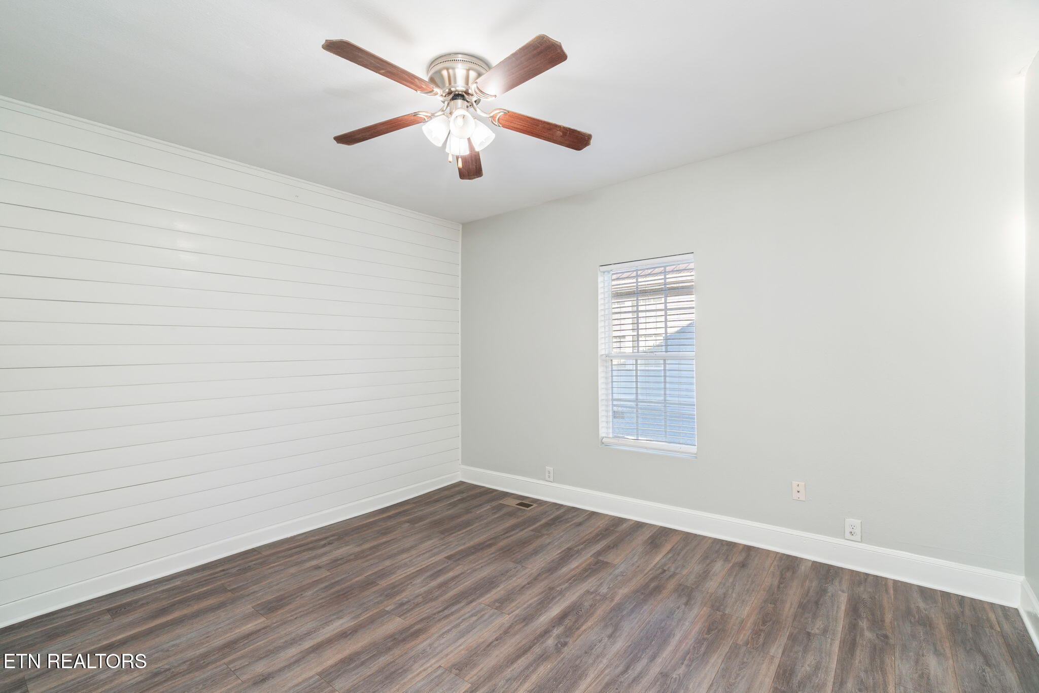 618 Steekee Road Loudon, TN 37774 - Photo 41 of 58 41-web-or-mls-618 Steekee Road-30