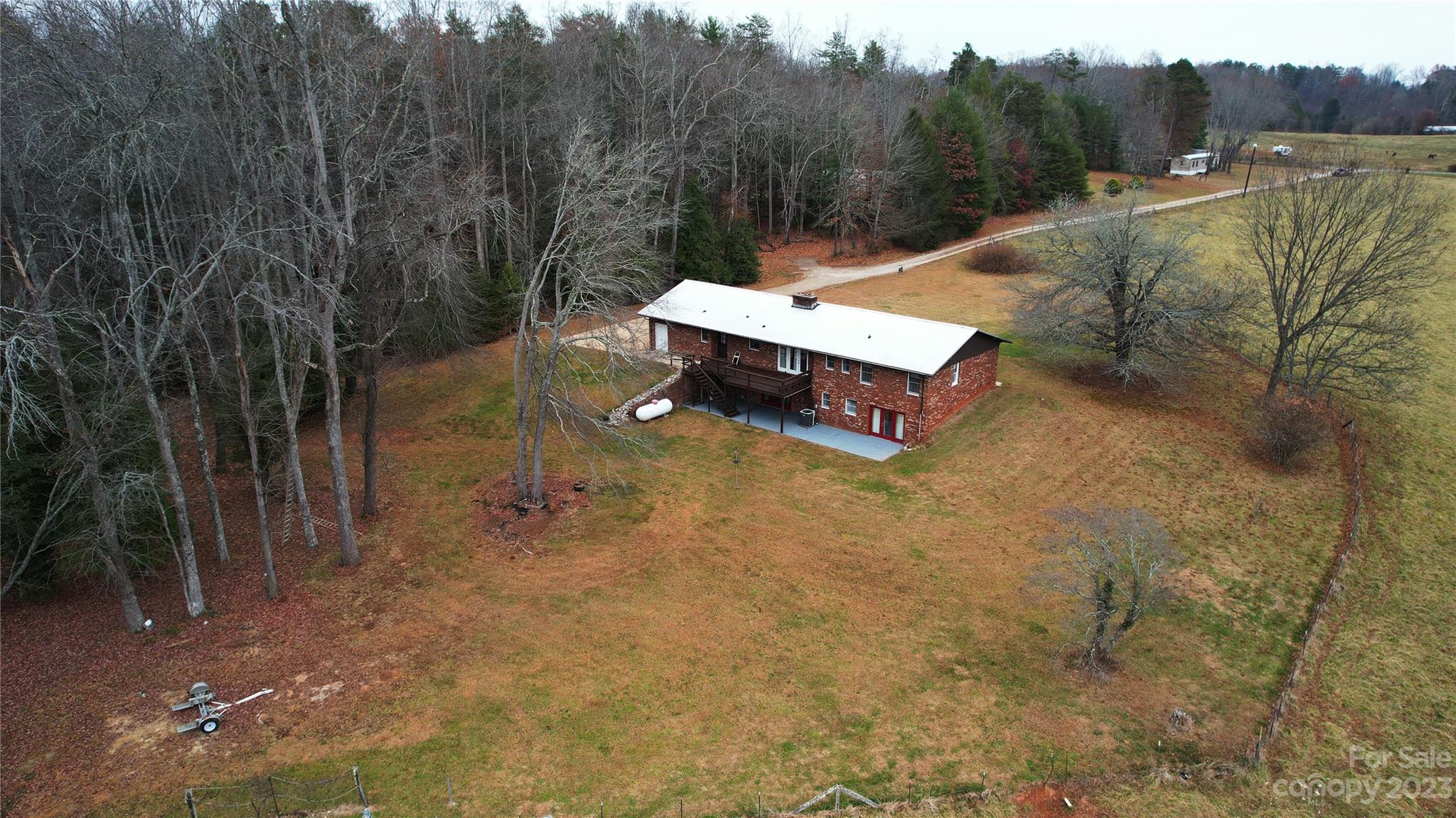 452 Marler Road Marion, NC 28752 - Photo 4 of 48 Gallery Image 4