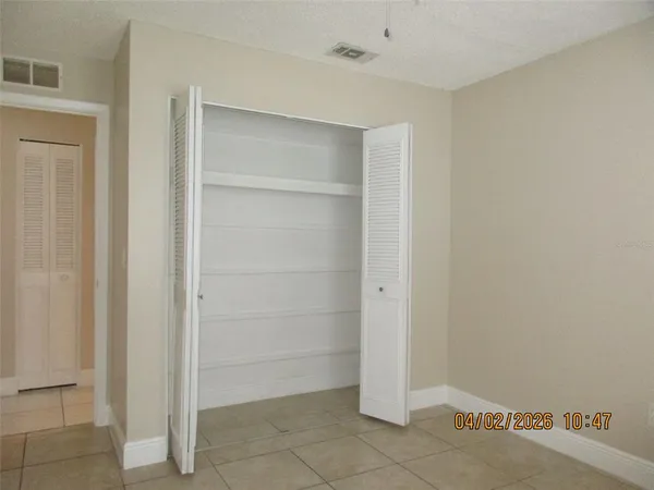 $2,050 | 2600 London Bridge Court, Orlando, FL 32837