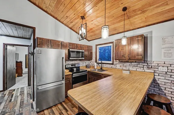 $324,000 | 56 Dryden Drive, Albrightsville, PA 18210