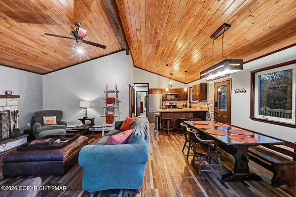 $324,000 | 56 Dryden Drive, Albrightsville, PA 18210