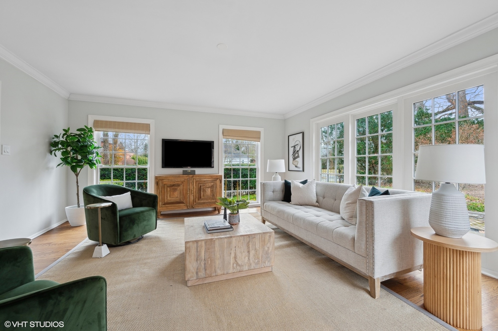 Undisclosed Address Glencoe, IL 60022 - Photo 17 of 57