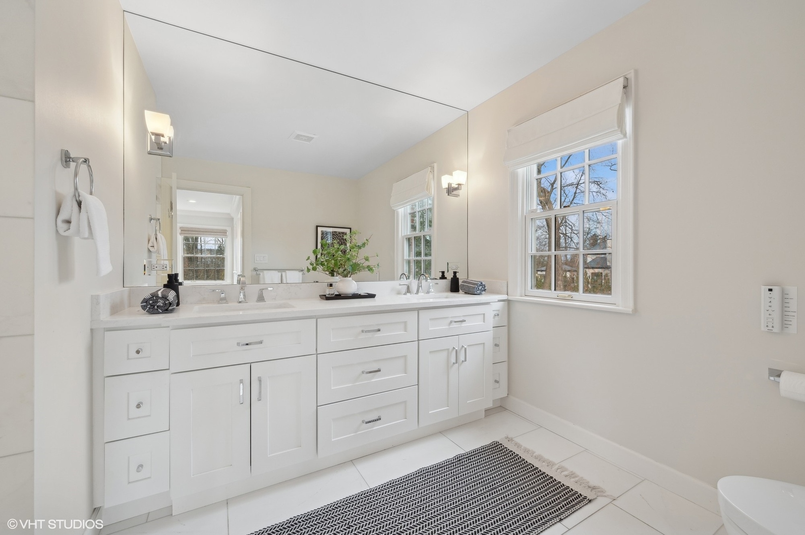 Undisclosed Address Glencoe, IL 60022 - Photo 29 of 57