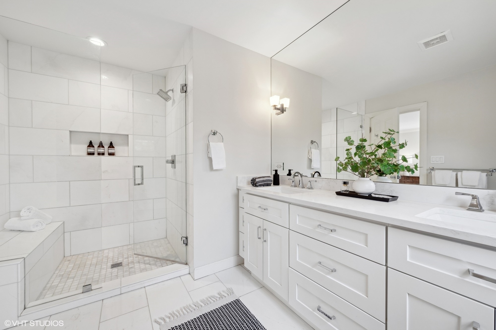 Undisclosed Address Glencoe, IL 60022 - Photo 30 of 57