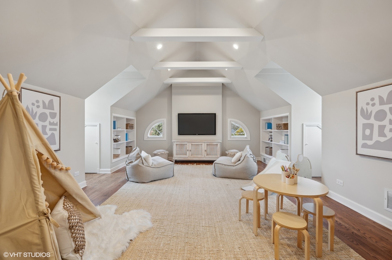 Undisclosed Address Glencoe, IL 60022 - Photo 41 of 57