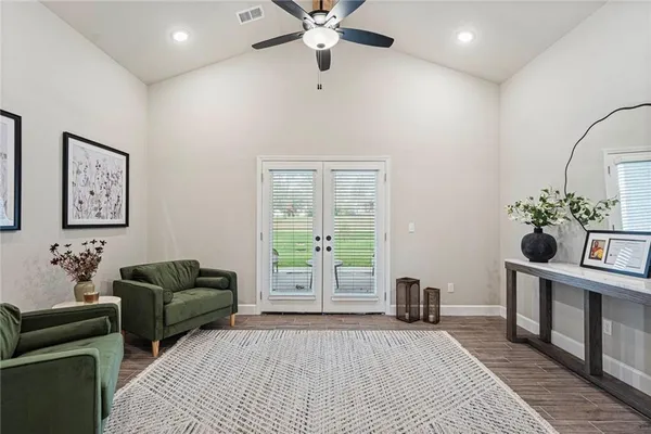$663,600 | 18390 West 195th Street, Spring Hill, KS 66083