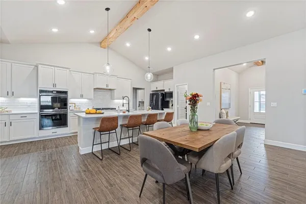 $663,600 | 18390 West 195th Street, Spring Hill, KS 66083