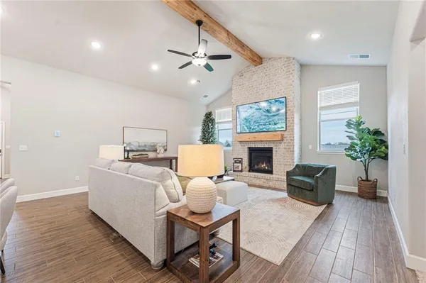 $663,600 | 18390 West 195th Street, Spring Hill, KS 66083