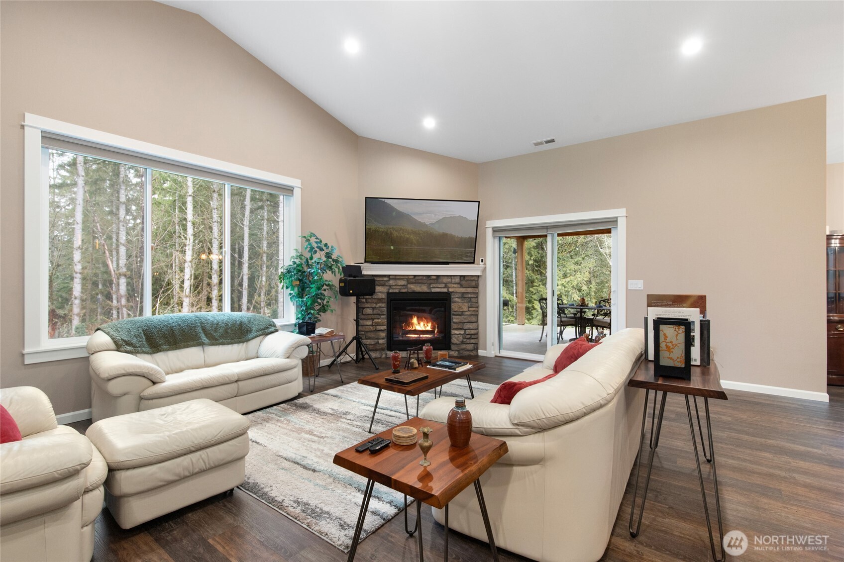 8922 Pilchuck Tree Farm Road Snohomish, WA 98290 - Photo 8 of 40 Gallery Image 8