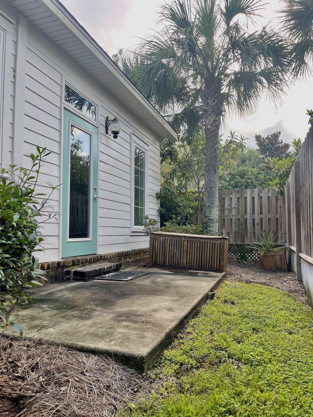 184 South Zander Way Santa Rosa Beach, FL 32459 - Photo 13 of 36 a view of a backyard with a tree