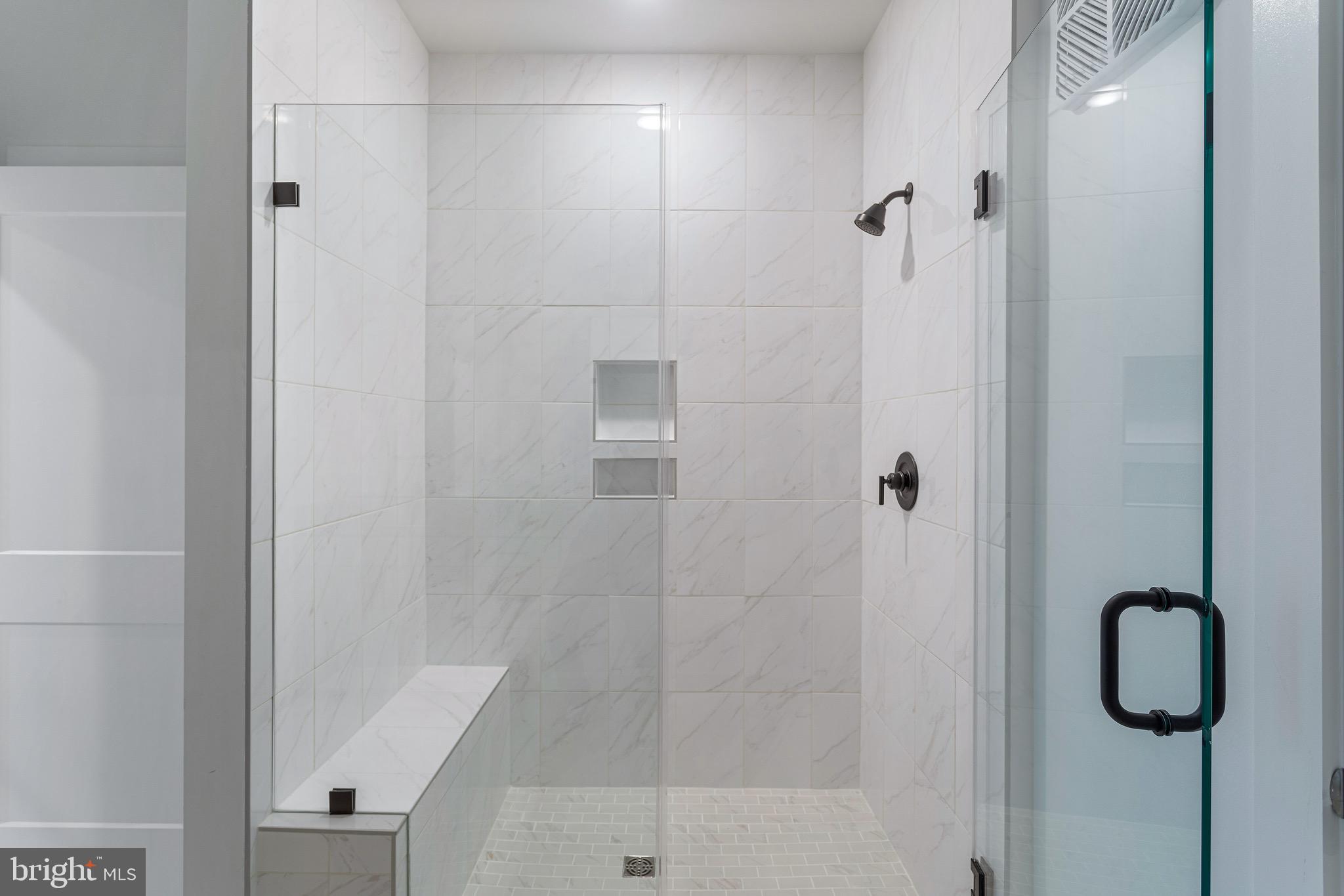 78 Old Mill Bottom Road North, Unit 107 Annapolis, MD 21409 - Photo 32 of 39 a bathroom with a shower