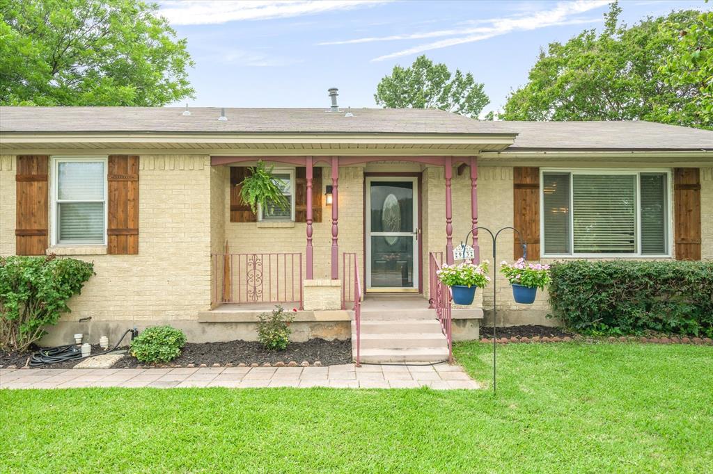 913 Pinson Road Forney, TX 75126 - Photo 2 of 19 Covered front porch
