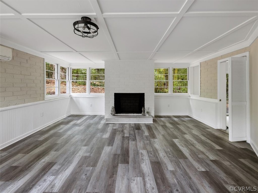 9001 Cherokee Road Richmond, VA 23235 - Photo 22 of 39 Family Room, Wood Burning Fireplace