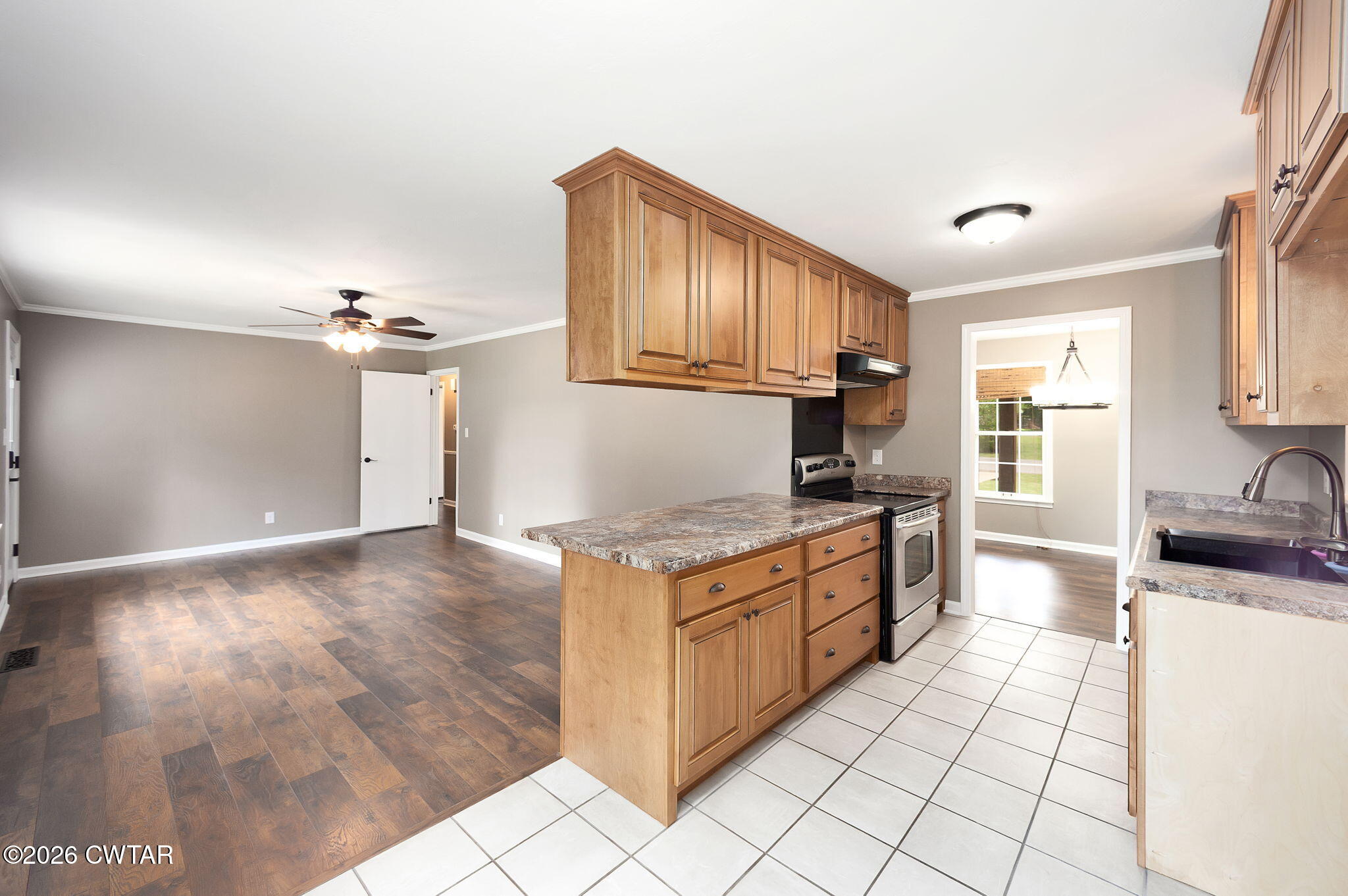 102 Fox Ridge Road Jackson, TN 38305 - Photo 13 of 30 Fox Ridge Kitchen_Den 1