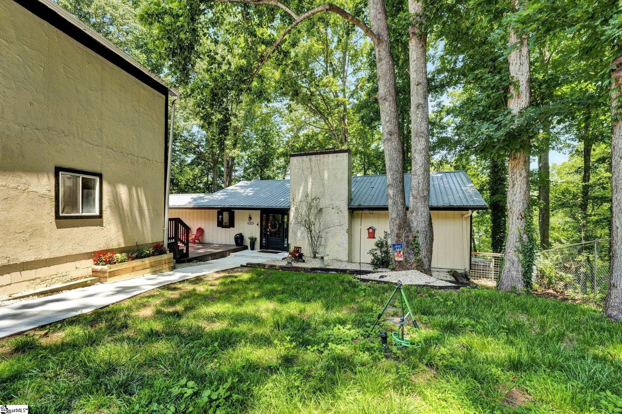 2152 Deloach Drive Anderson, SC 29625 - Photo 1 of 35