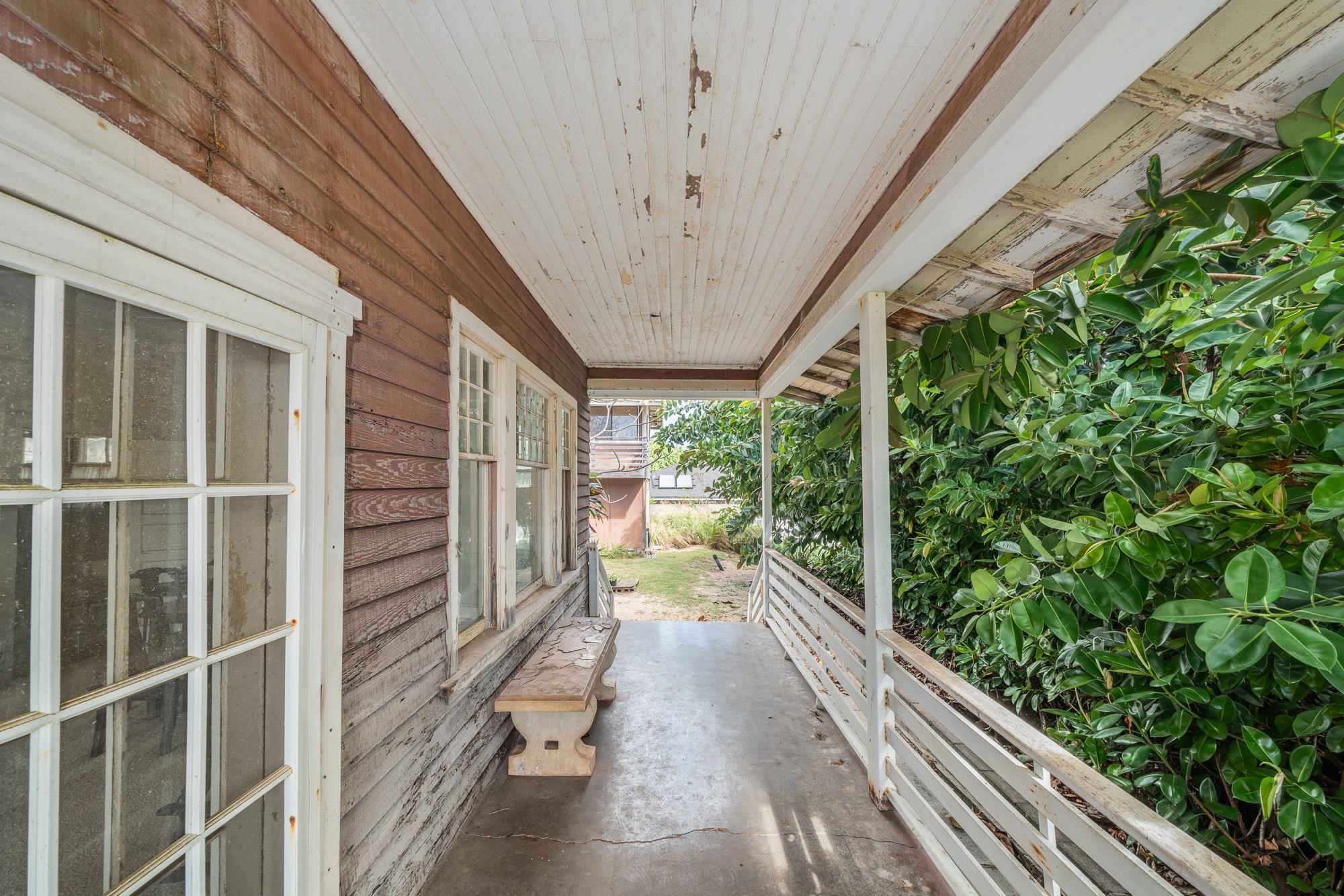 658 Waiehu Beach Road Wailuku, HI 96793 - Photo 3 of 36