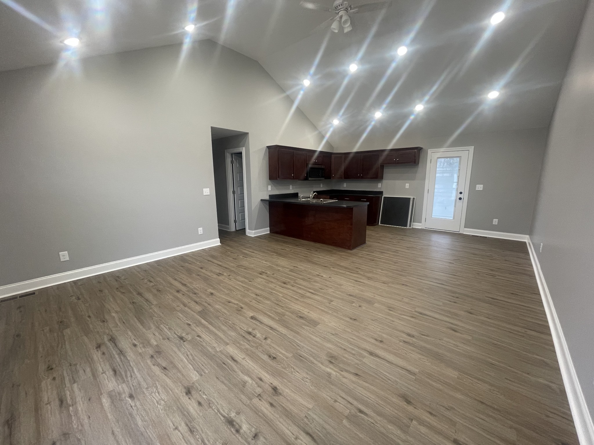 252 Timber Rdg Drive Pulaski, TN 38478 - Photo 2 of 10 Gallery Image 2