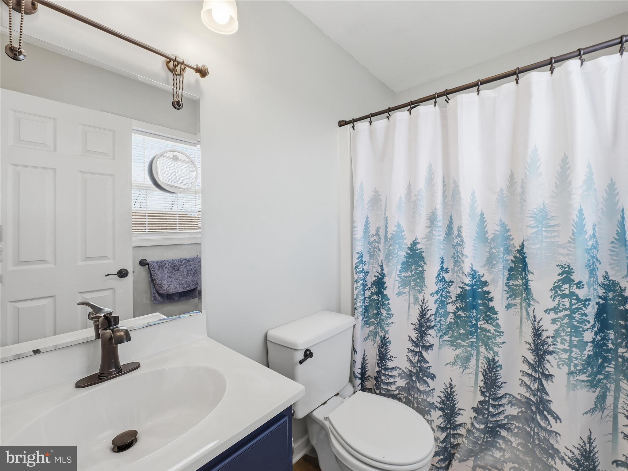 1678 Beech Lane Hanover, PA 17331 - Photo 17 of 33 Primery Full Bath